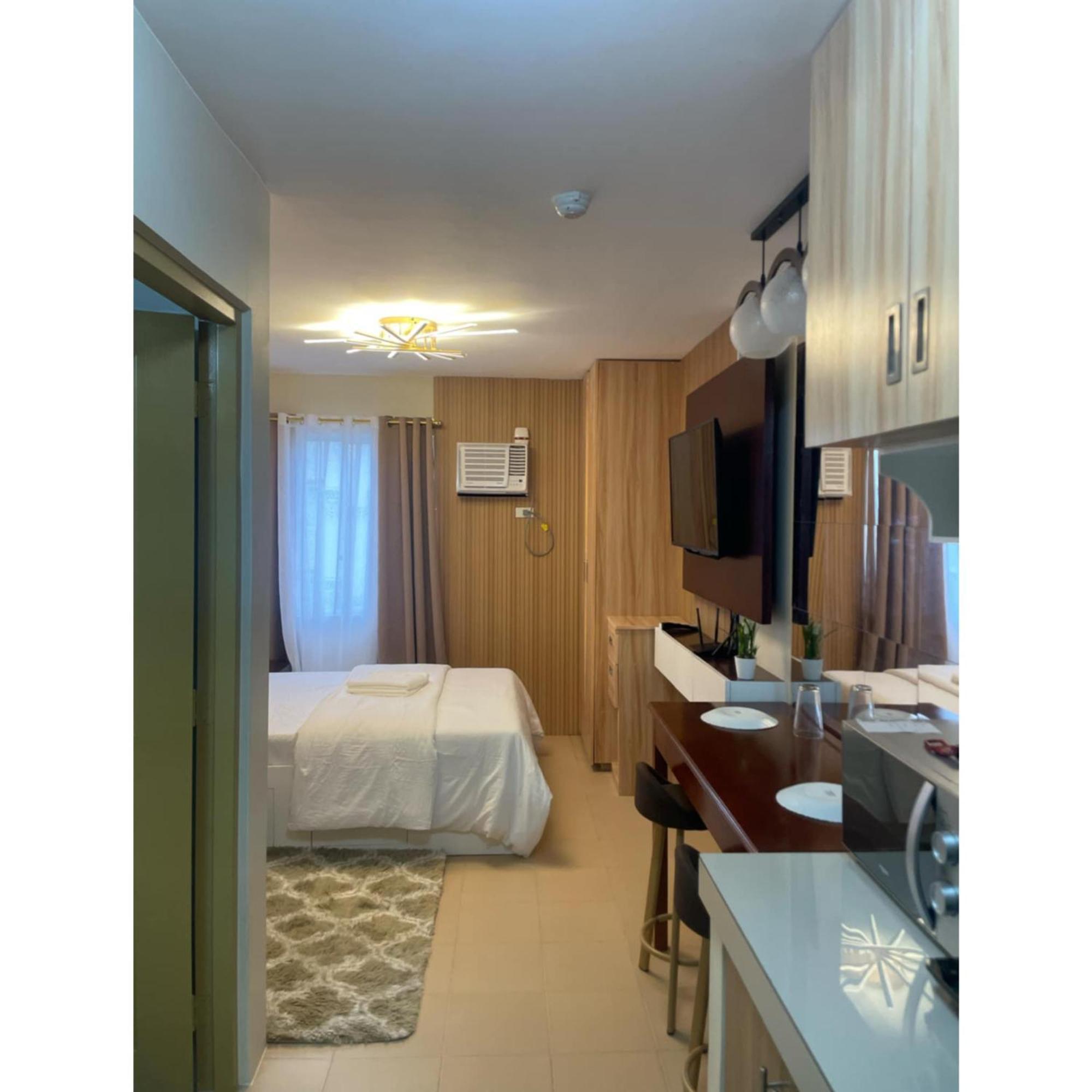 Marina Town Spatial Condominium Dumaguete City Exterior photo