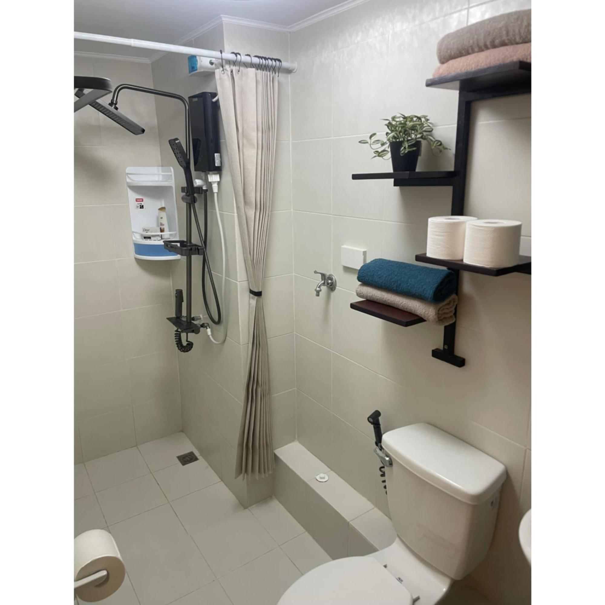 Marina Town Spatial Condominium Dumaguete City Exterior photo